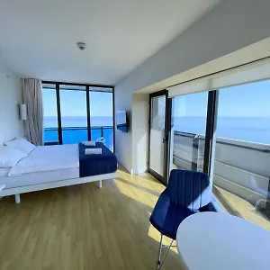 Orbi Dreamy Sea Views باتومي